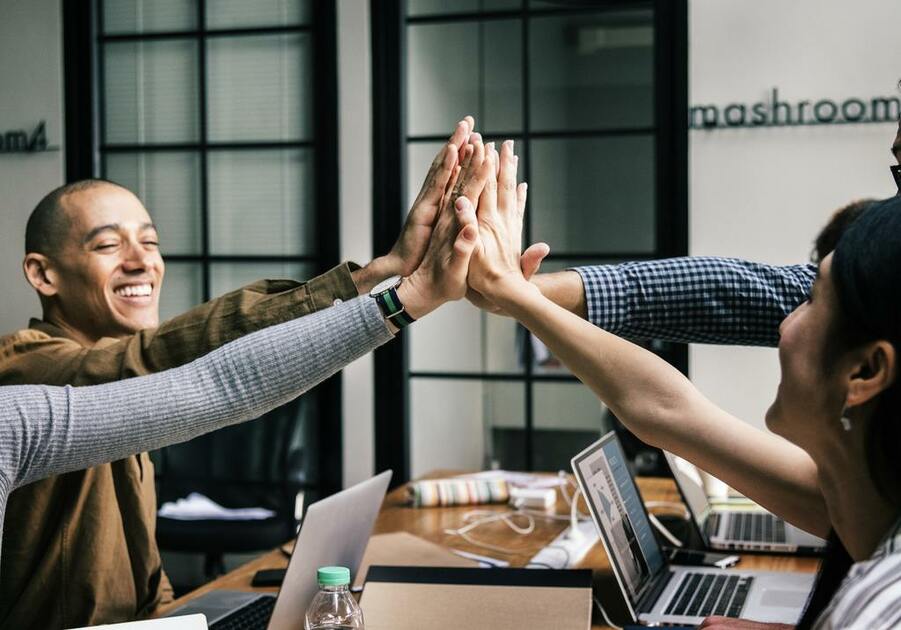 How to Boost Morale and Cultivate a Great Company Culture